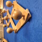 Vintage accordion coat rack in pine circa 1950