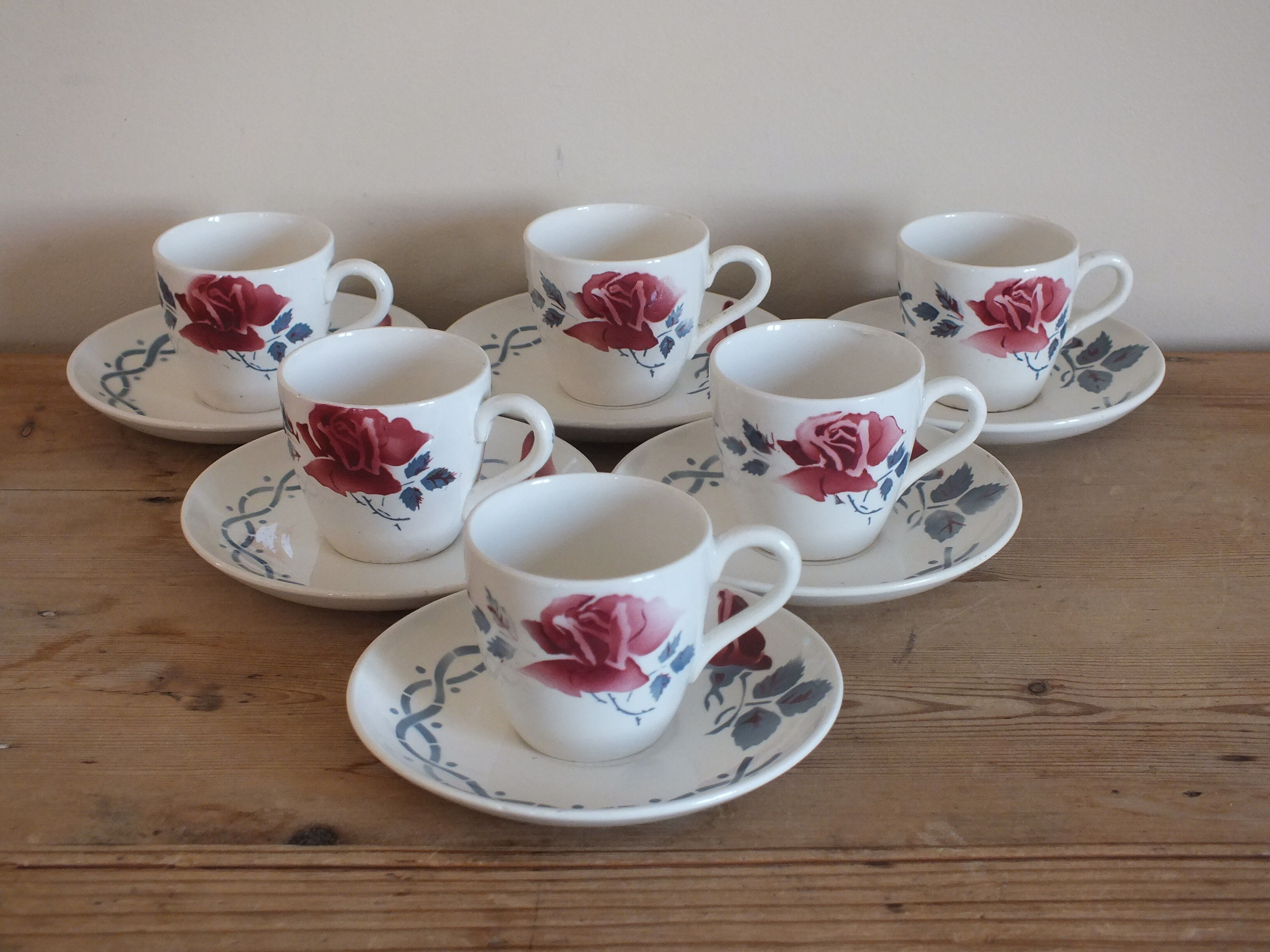 6 vintage coffee cups Sarreguemines and Digoin