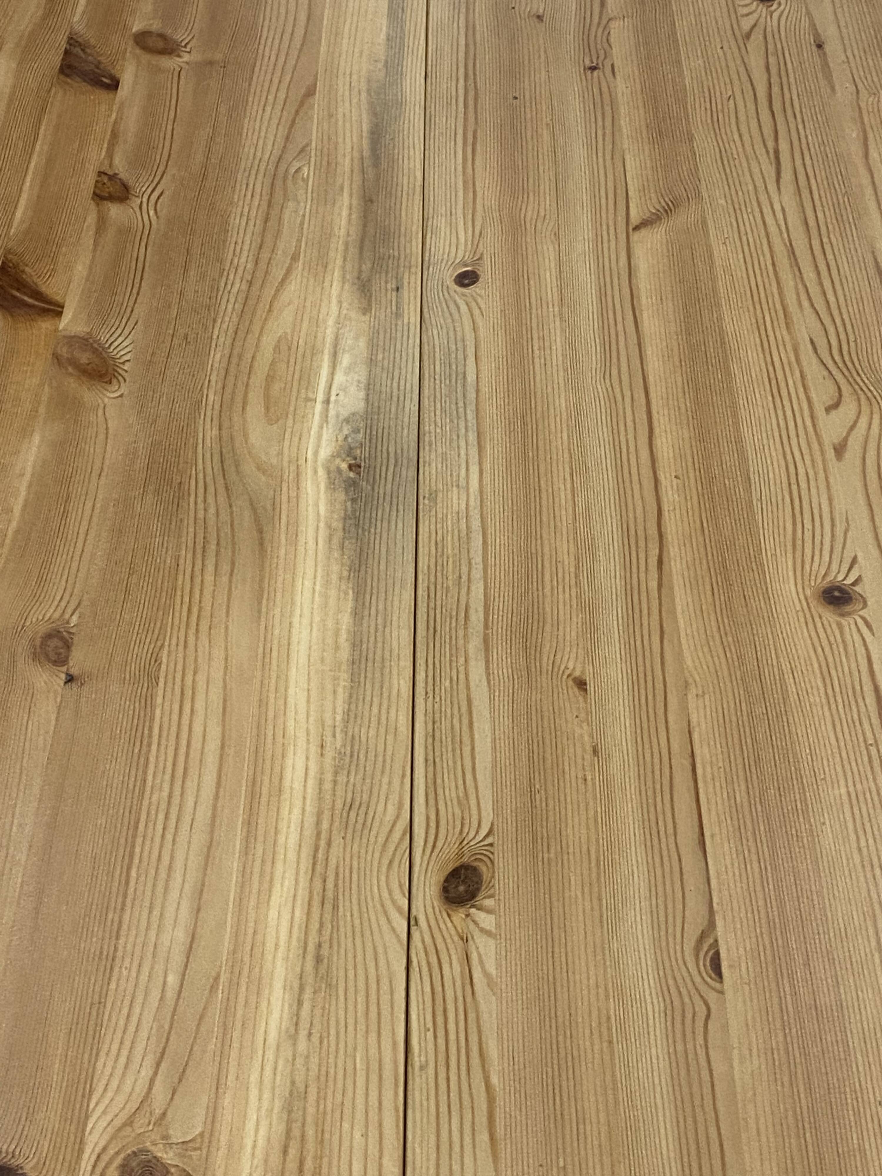 Round table 117cm extendable with a solid pine extension, vintage from the 1970s.