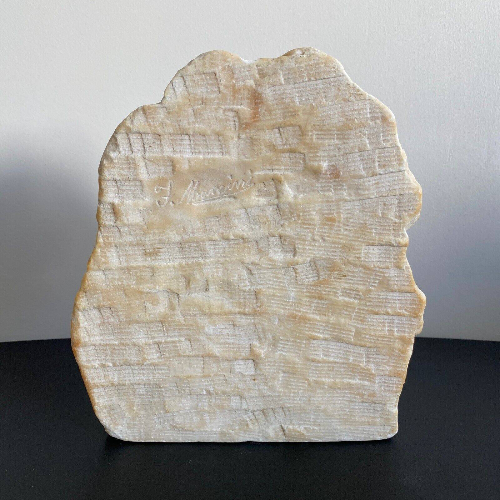Marble sculpture representing La Vallière 20th century by J. Morrini