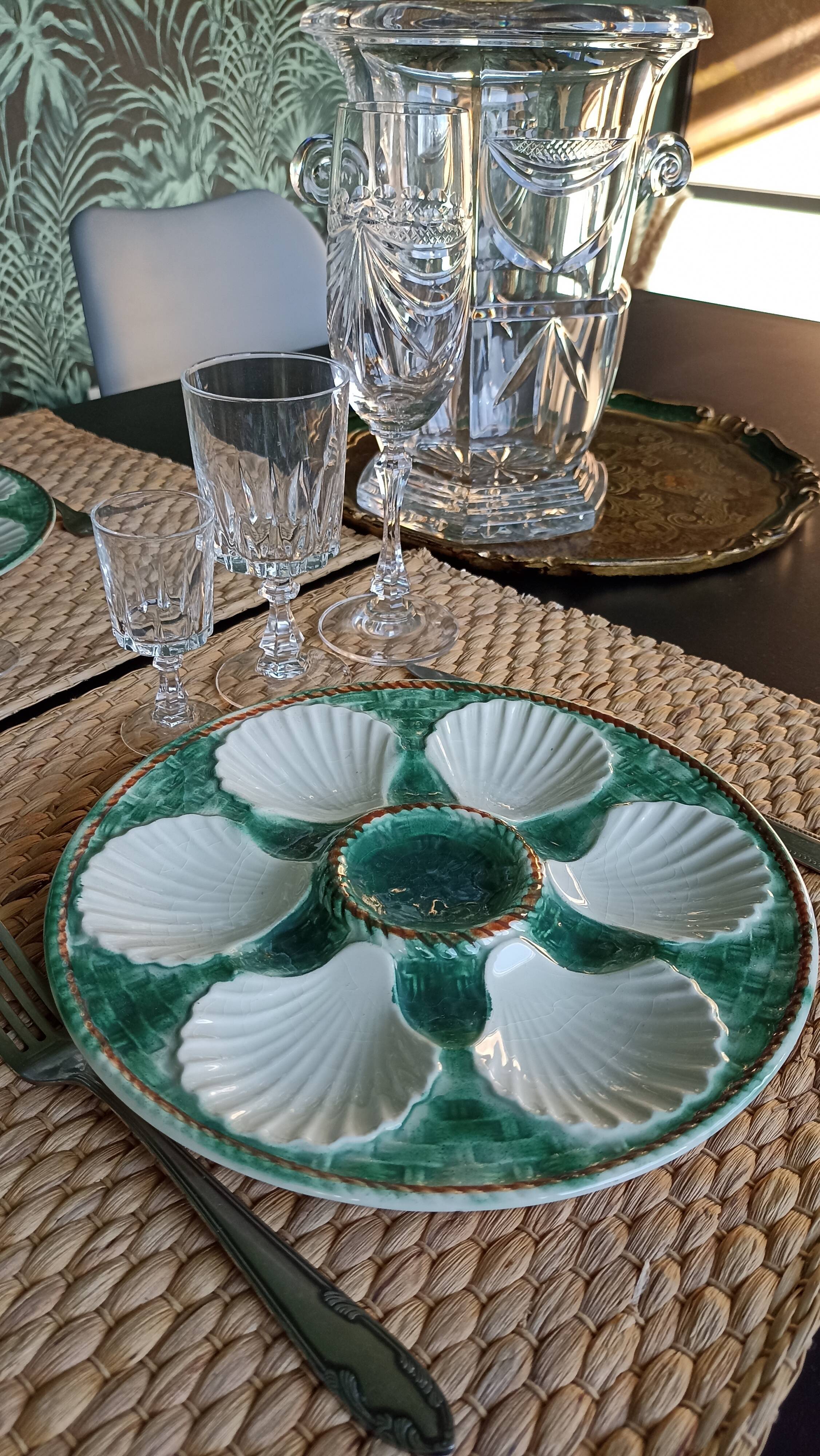 Longchamp oyster plates