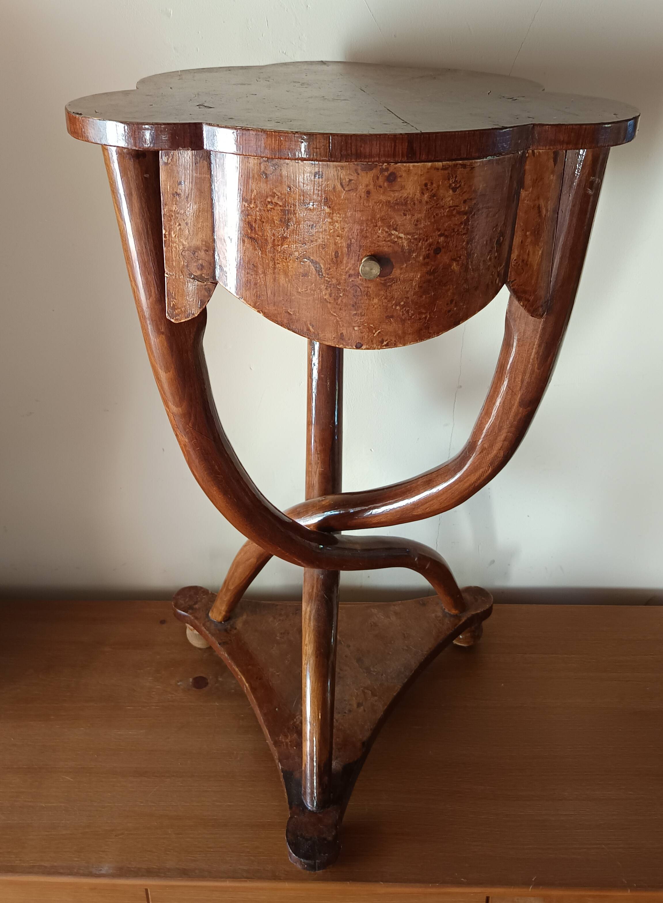 Guéridon ancien art deco, annees 1930.