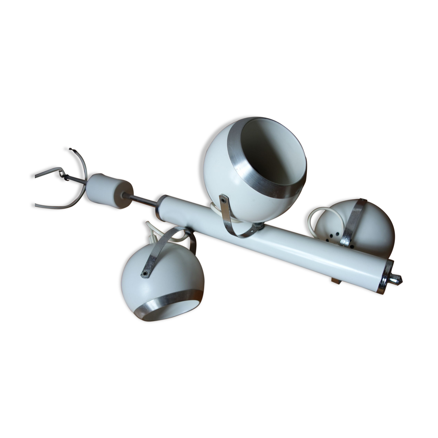 Hanging Aluminor Eyeball 1970 3 balls white