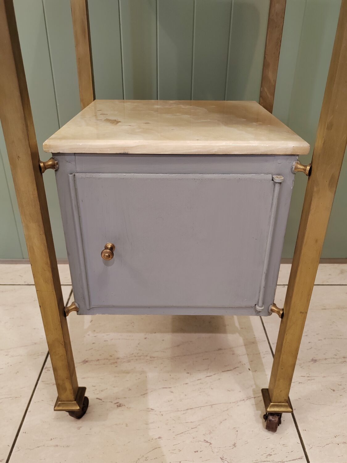 Nightstand accent table