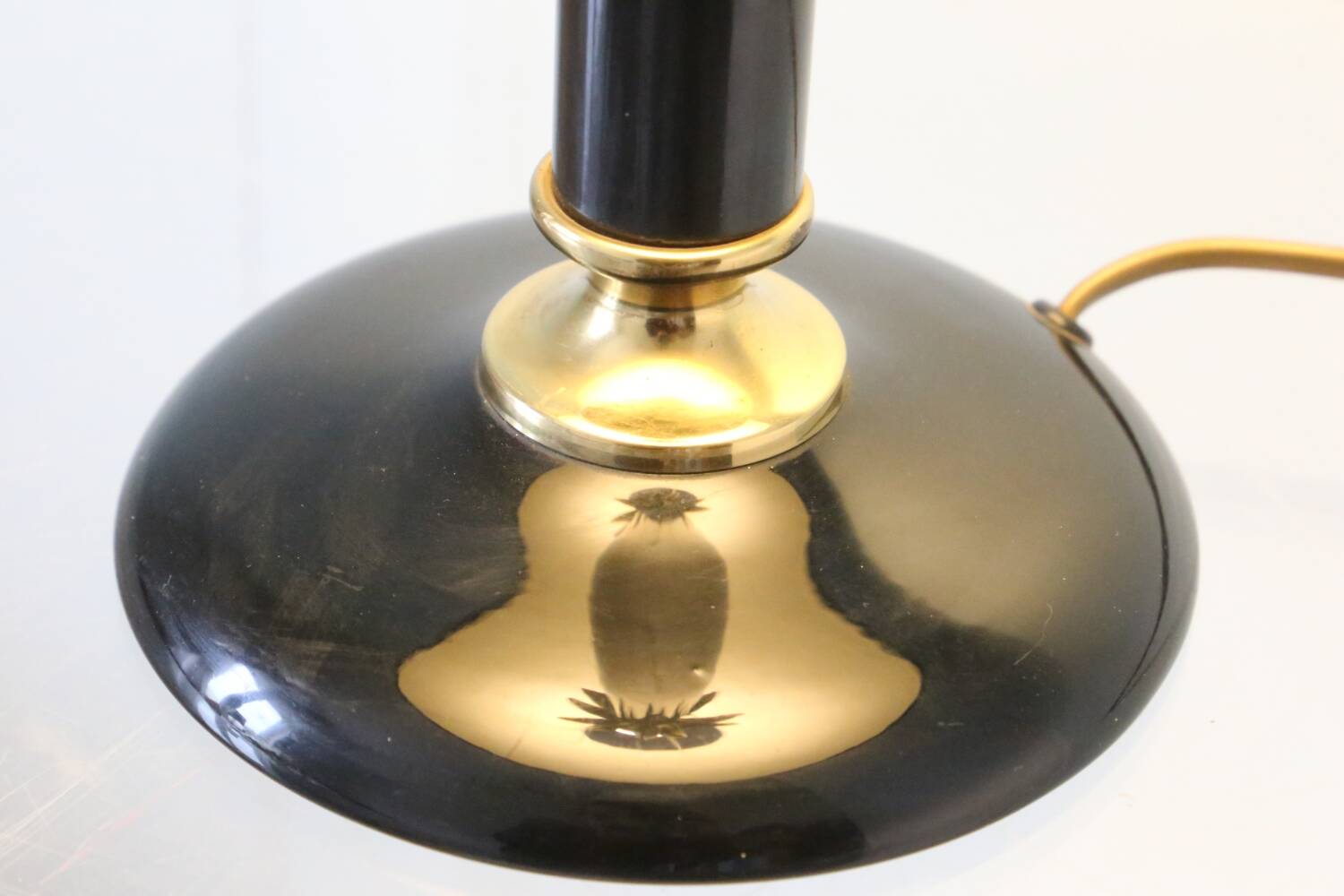 Pineapple lamp, Le Dauphin house, Koufra model