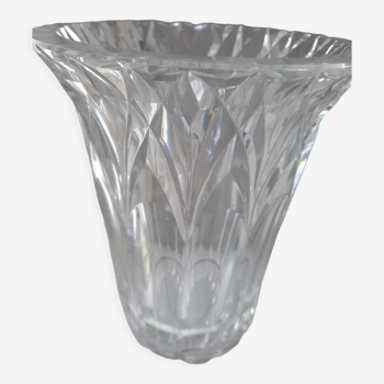 Vase taillé