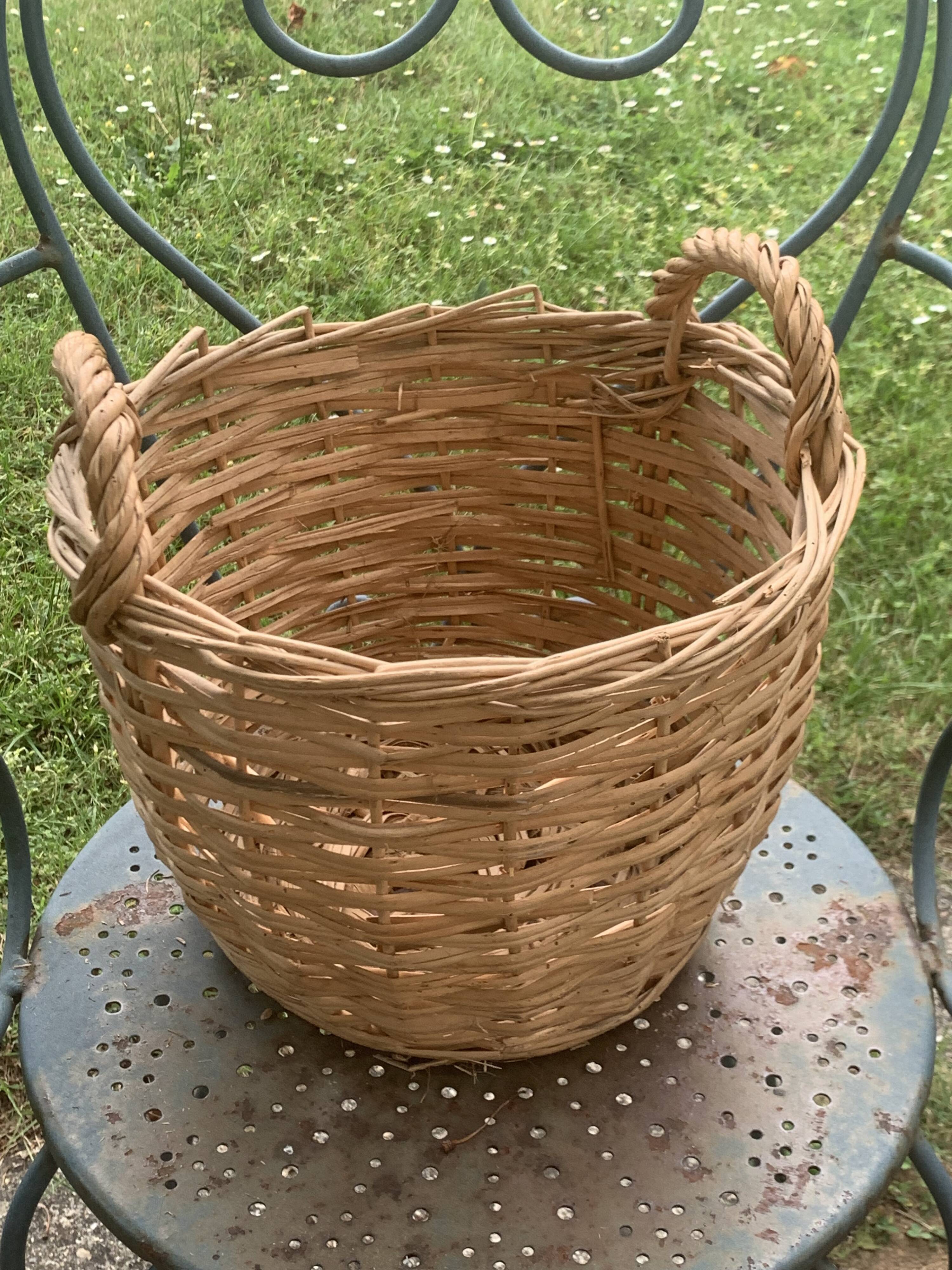 Basket, old Dame Jeanne basket, vintage and artisanal