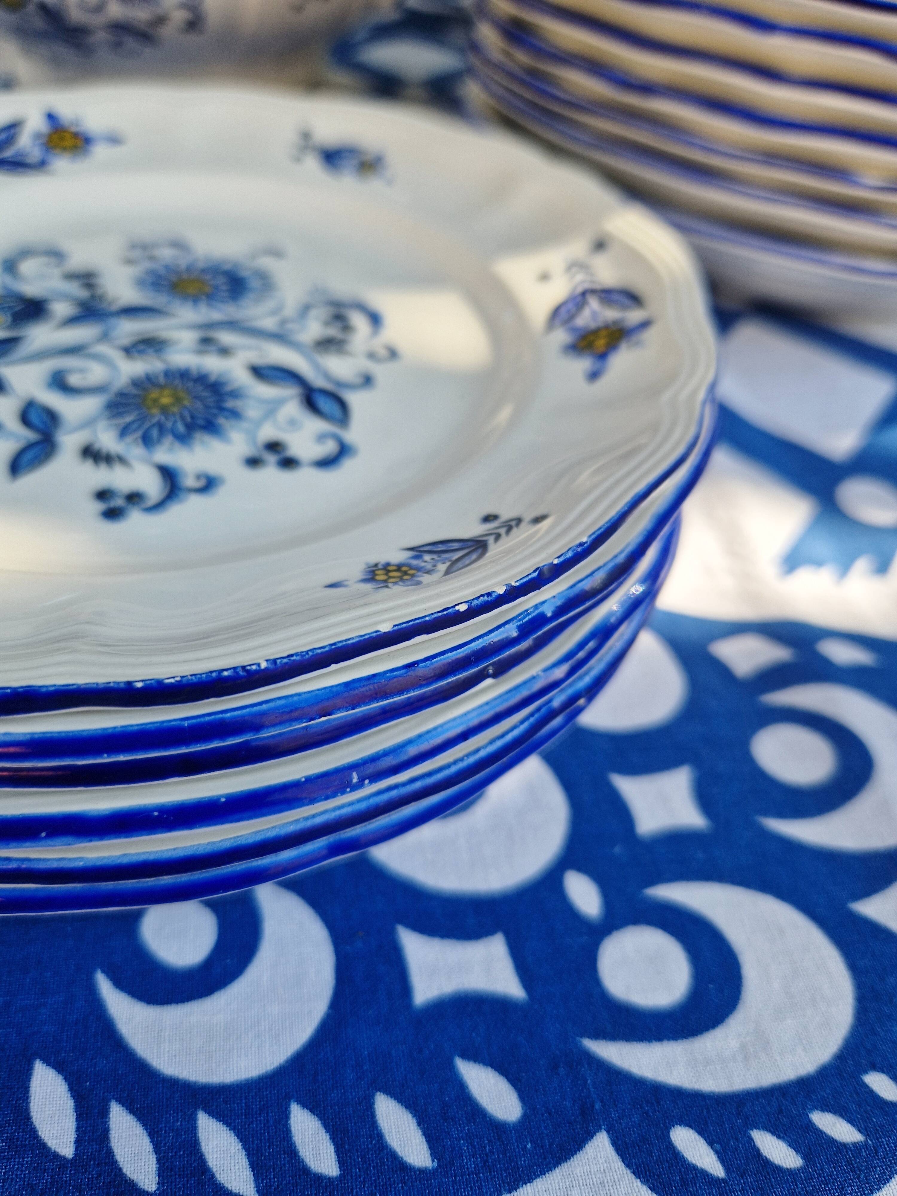 Lot de 6 assiettes à dessert KG Lunéville liseré bleu et fleurs jaunes et bleu jaune
