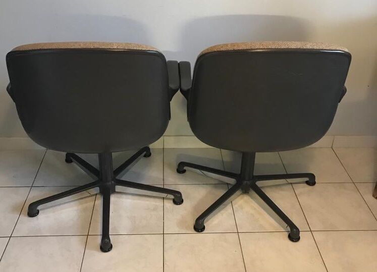 Fauteuils brand Comforto