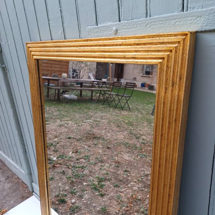Grand golden mirror from the revolutionary period 110 cm x 74 cm