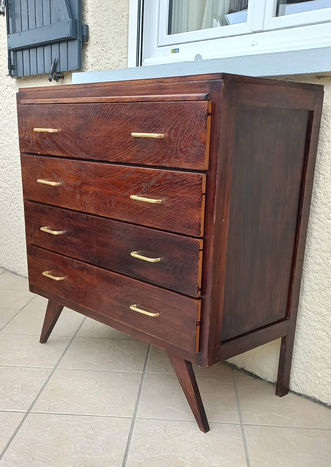Vintage chest of drawers