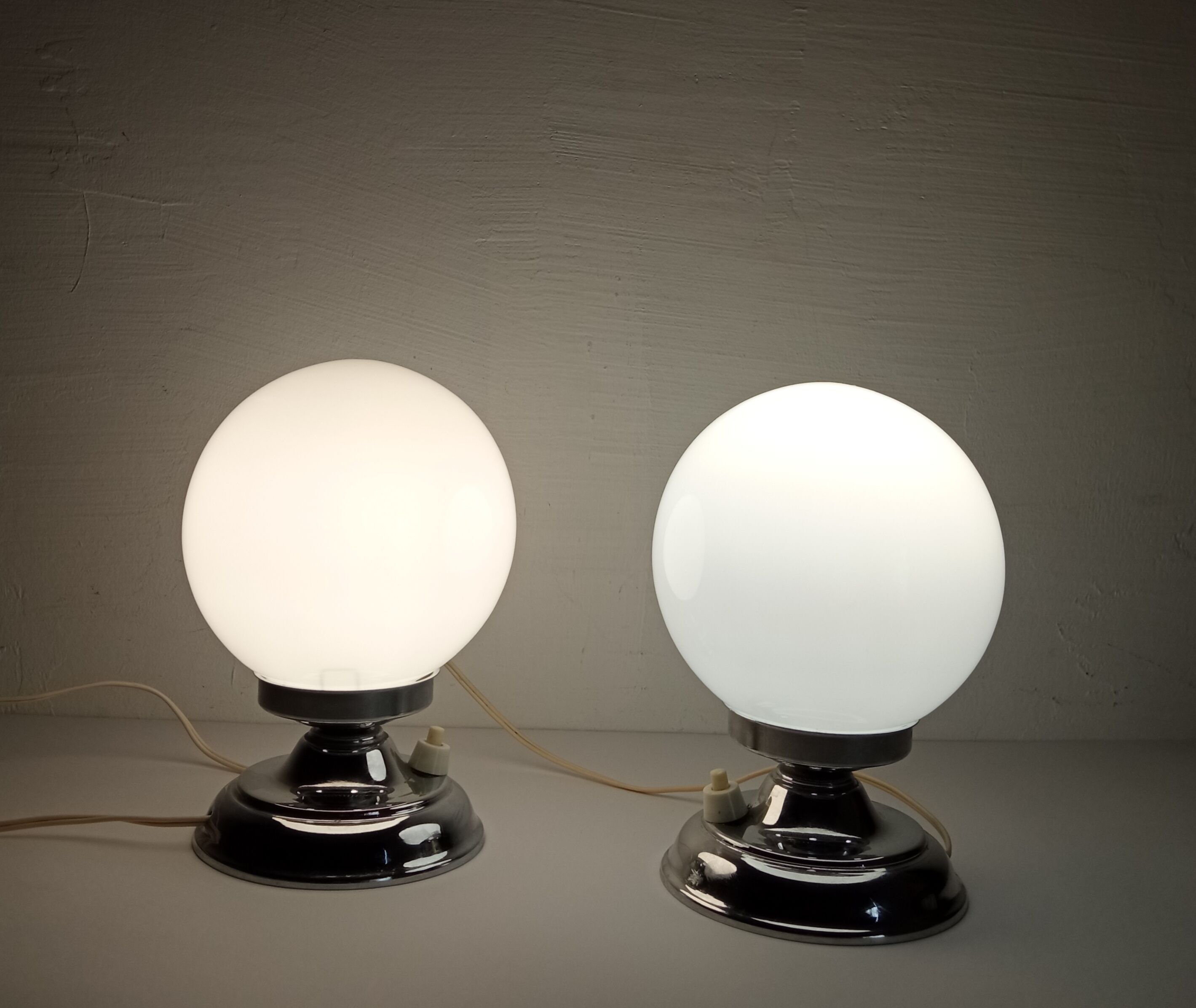 Pair of vintage lamps