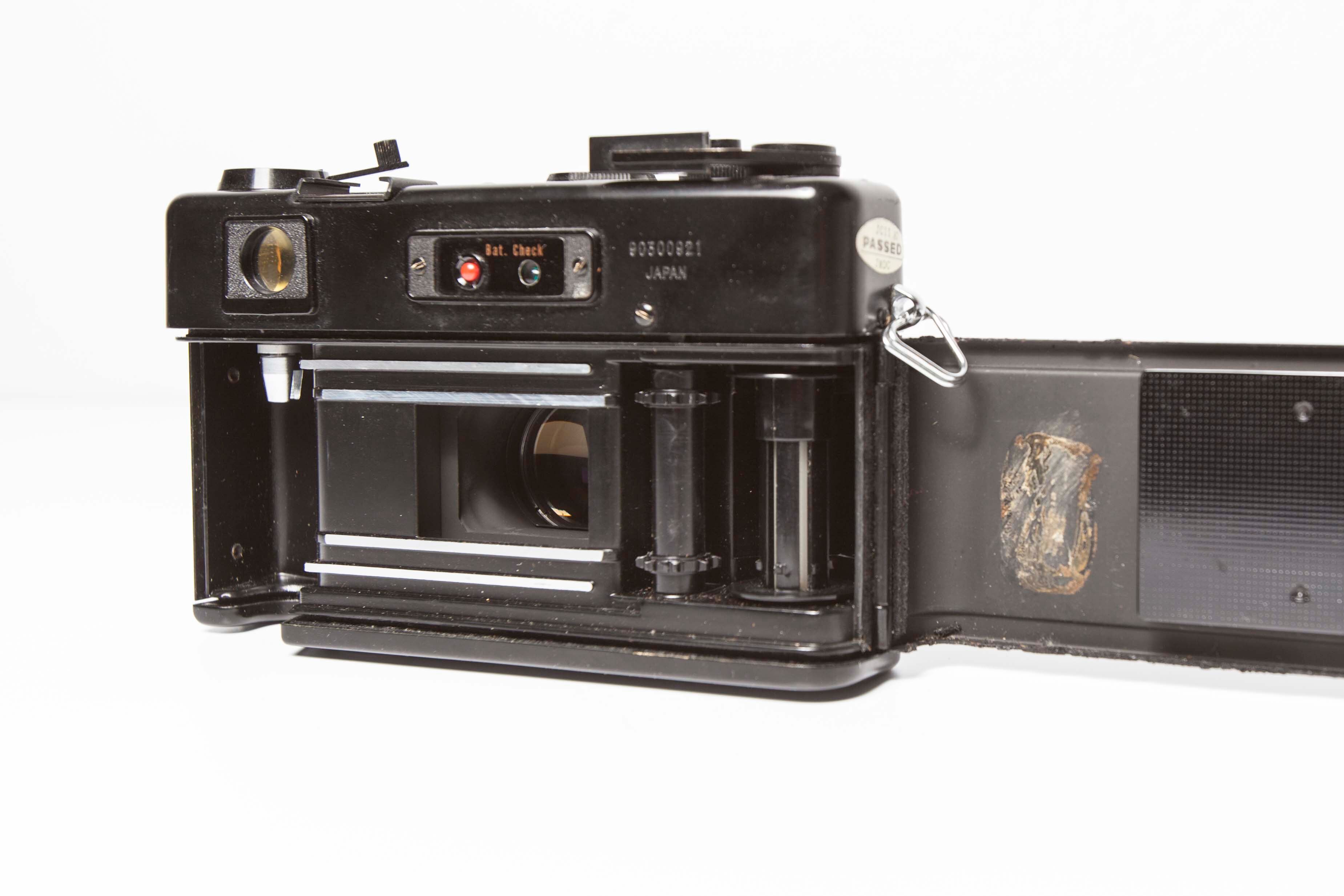 Yashica Electro 35 GT Camera