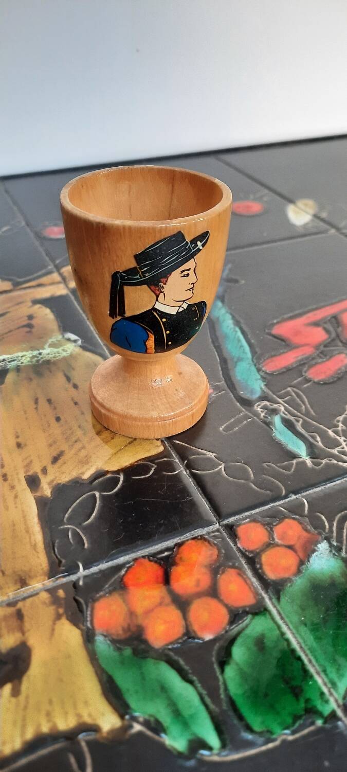 Egg cup