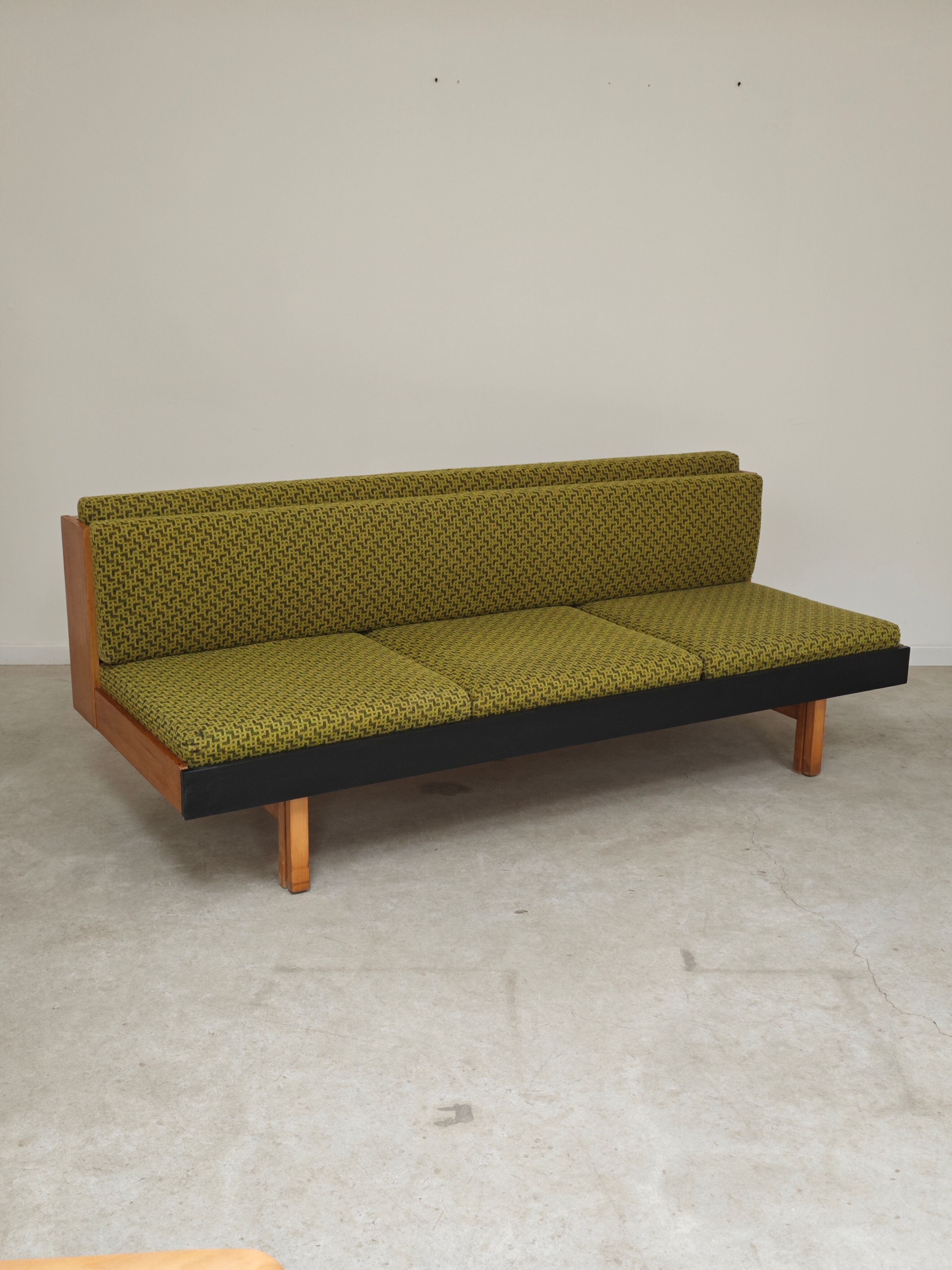Green folding bench / Sofa  
Drevotvar Czechoslovakia 1960