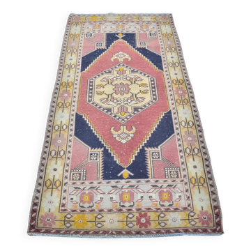 Tapis turc vintage à petits motifs floraux, référence 3281