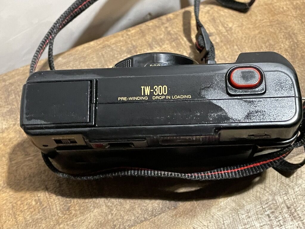 Vintage dual-focal film camera