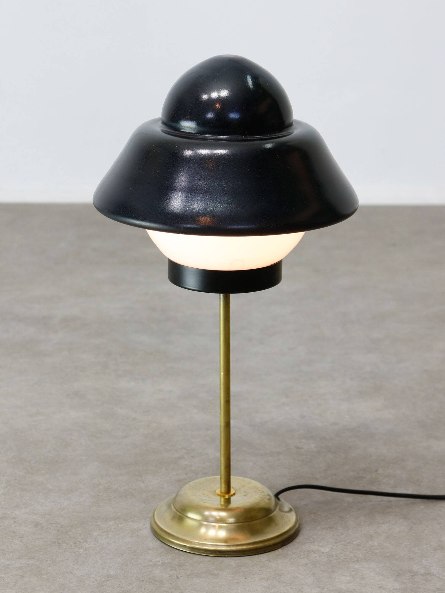 Mid-century Italian Brass & Glass Table Lamp, 1960s
