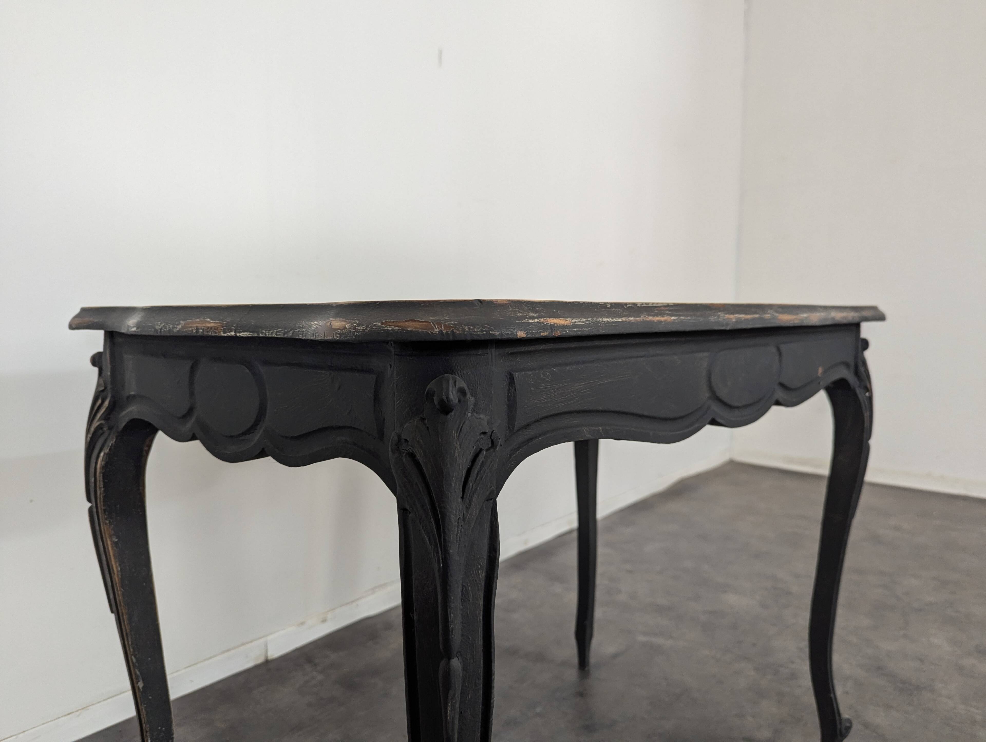 Table bureau réchampi patiné noir