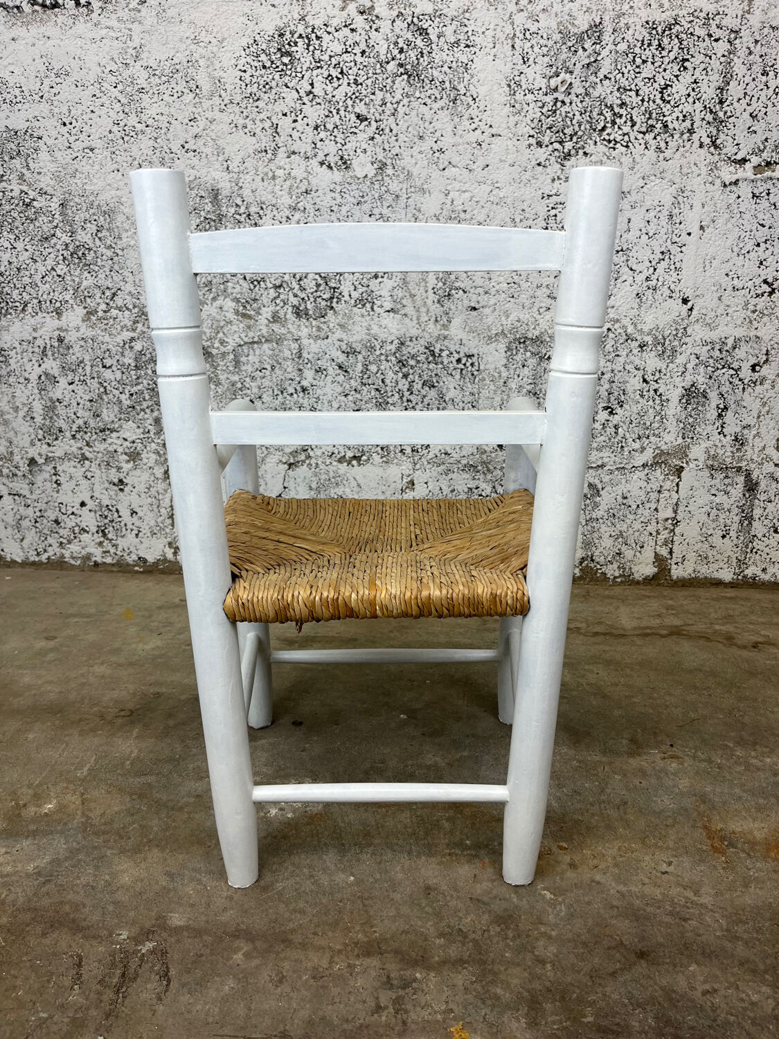 Chaise paillée enfant