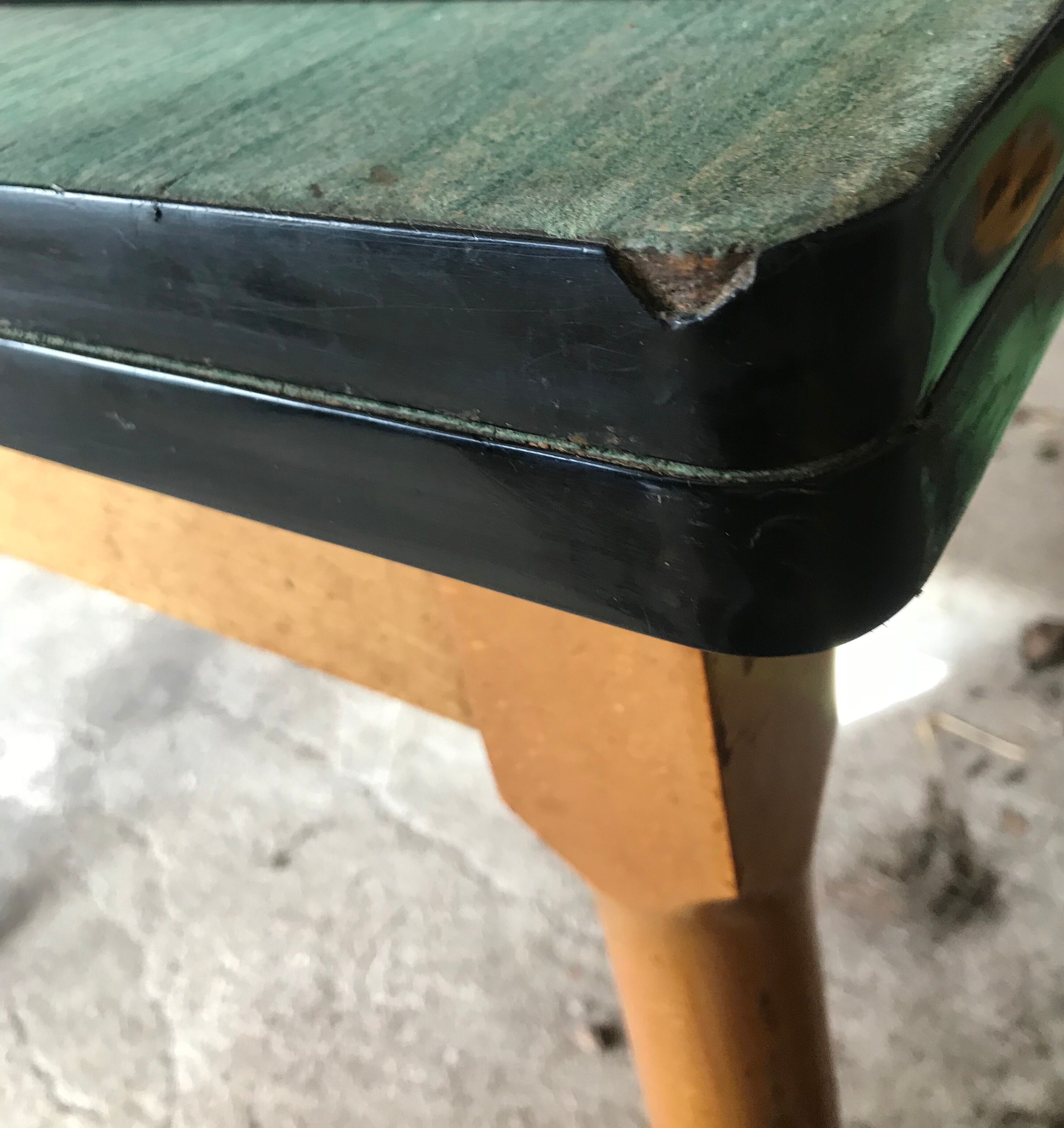 Table dining room 50 years