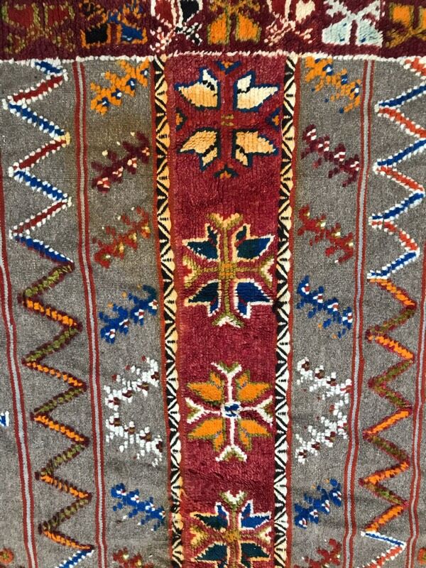 Moroccan berbere rug 142 x 254 cm