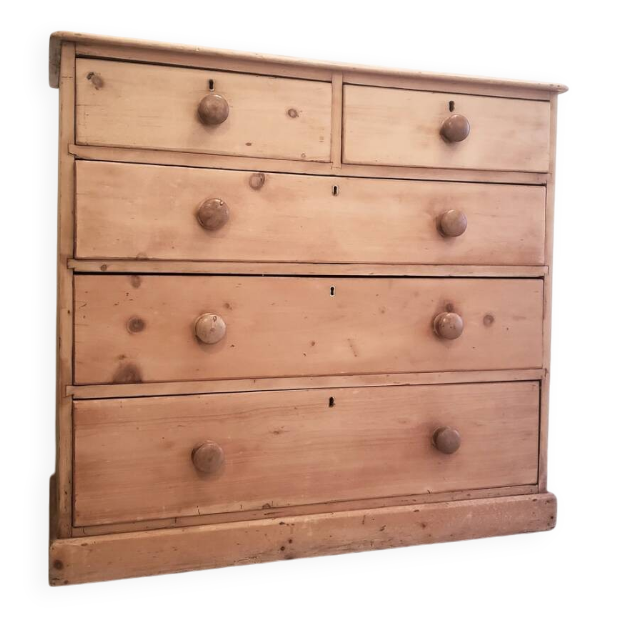 English chest of drawers
