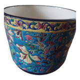 Large pot