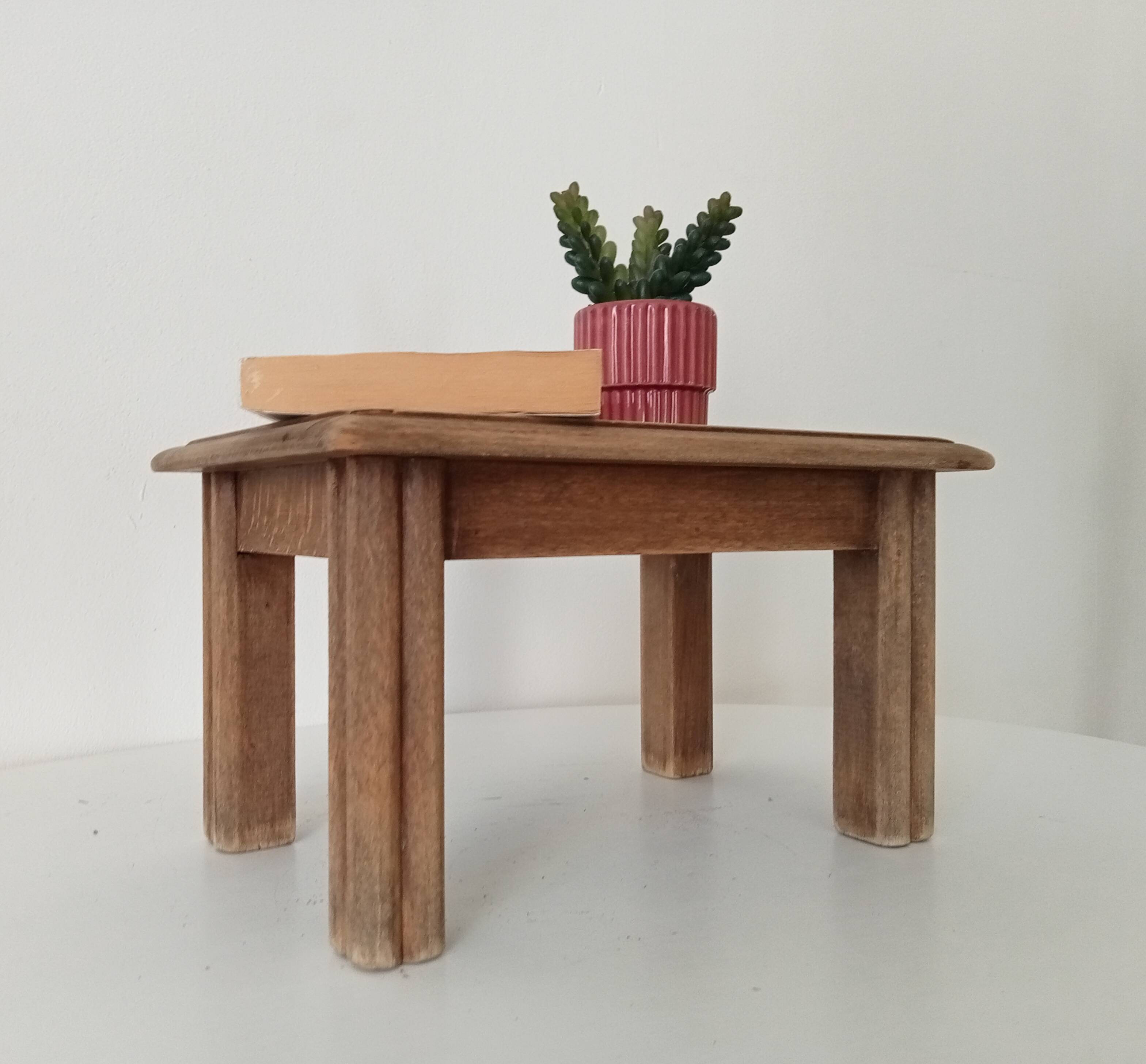Small vintage oak plant stand stool