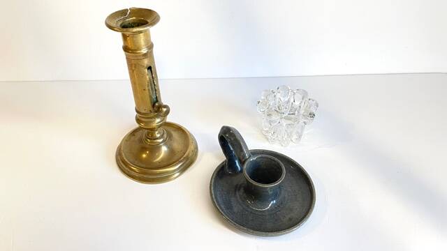 3 candlesticks in vintage brass and crystal
