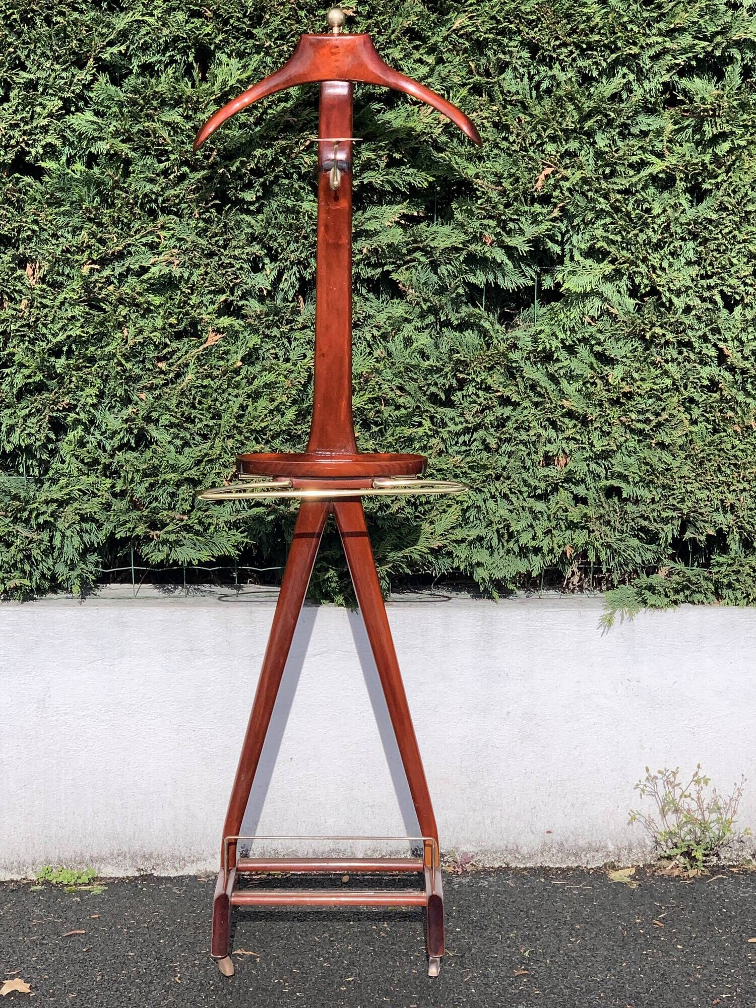 Night jack, anthropomorphic, brass mahogany, Ico Parisi, Fratelli Reguitti, 1950