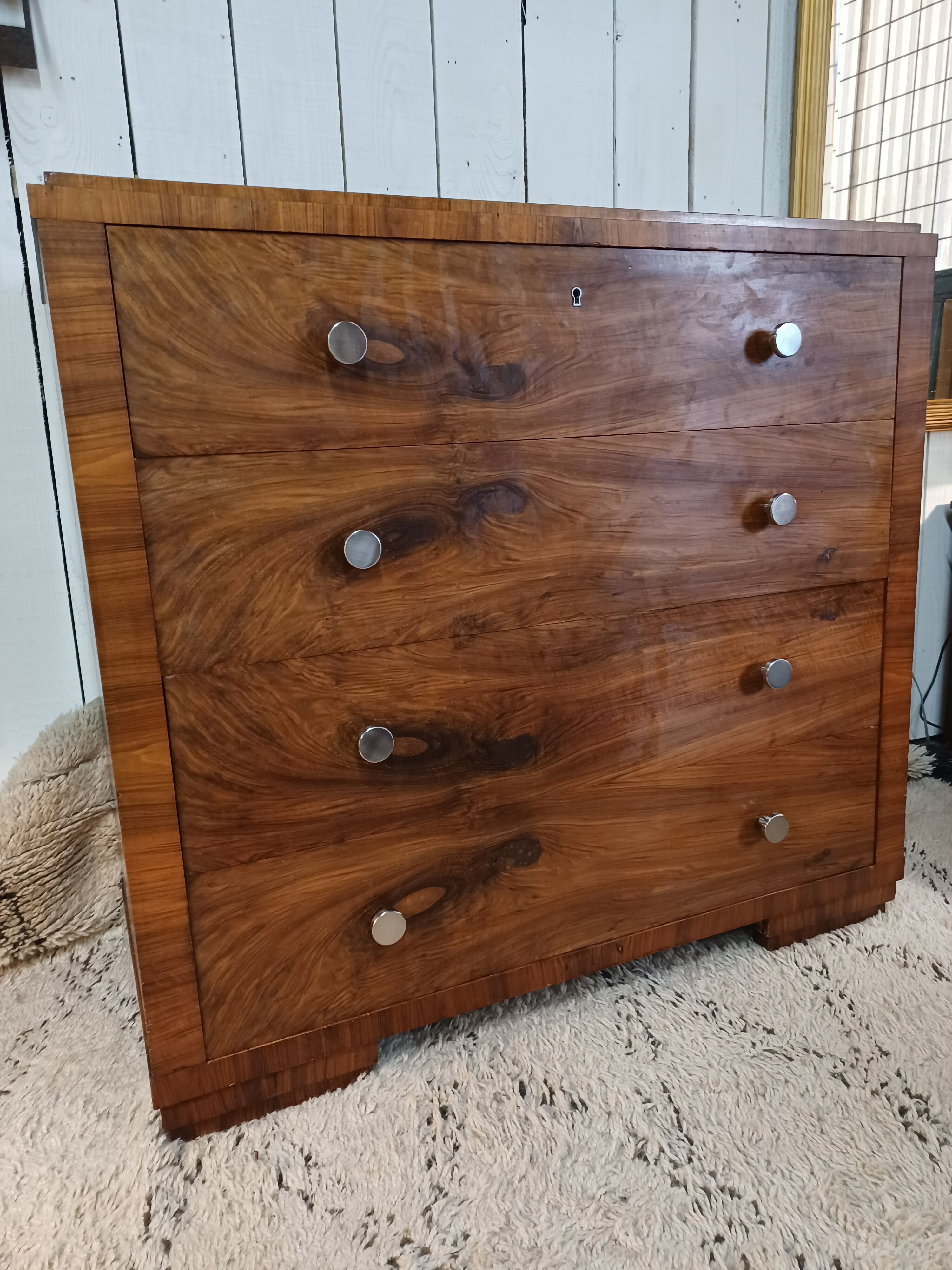 Art Deco chest of drawers