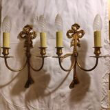 Paire d’appliques en bronze doré, style Louis XVI