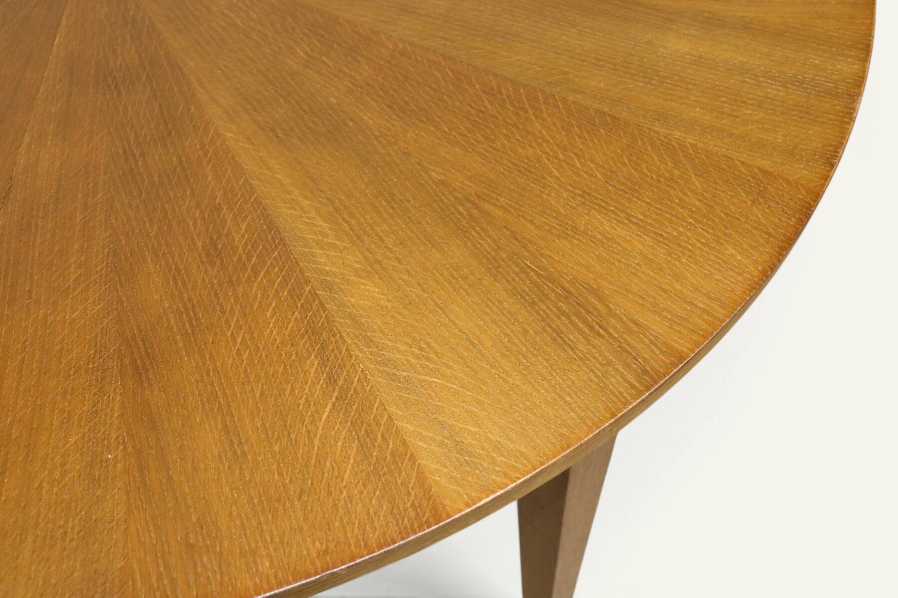 Dining table in mahogany, Neo-Classical style, Art Deco period, 1940.
