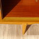 Armoire vintage, pieds compas