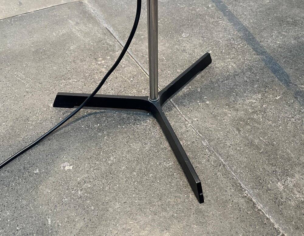 Mid-century German minimalist tripod floor lamp from the 1960s.