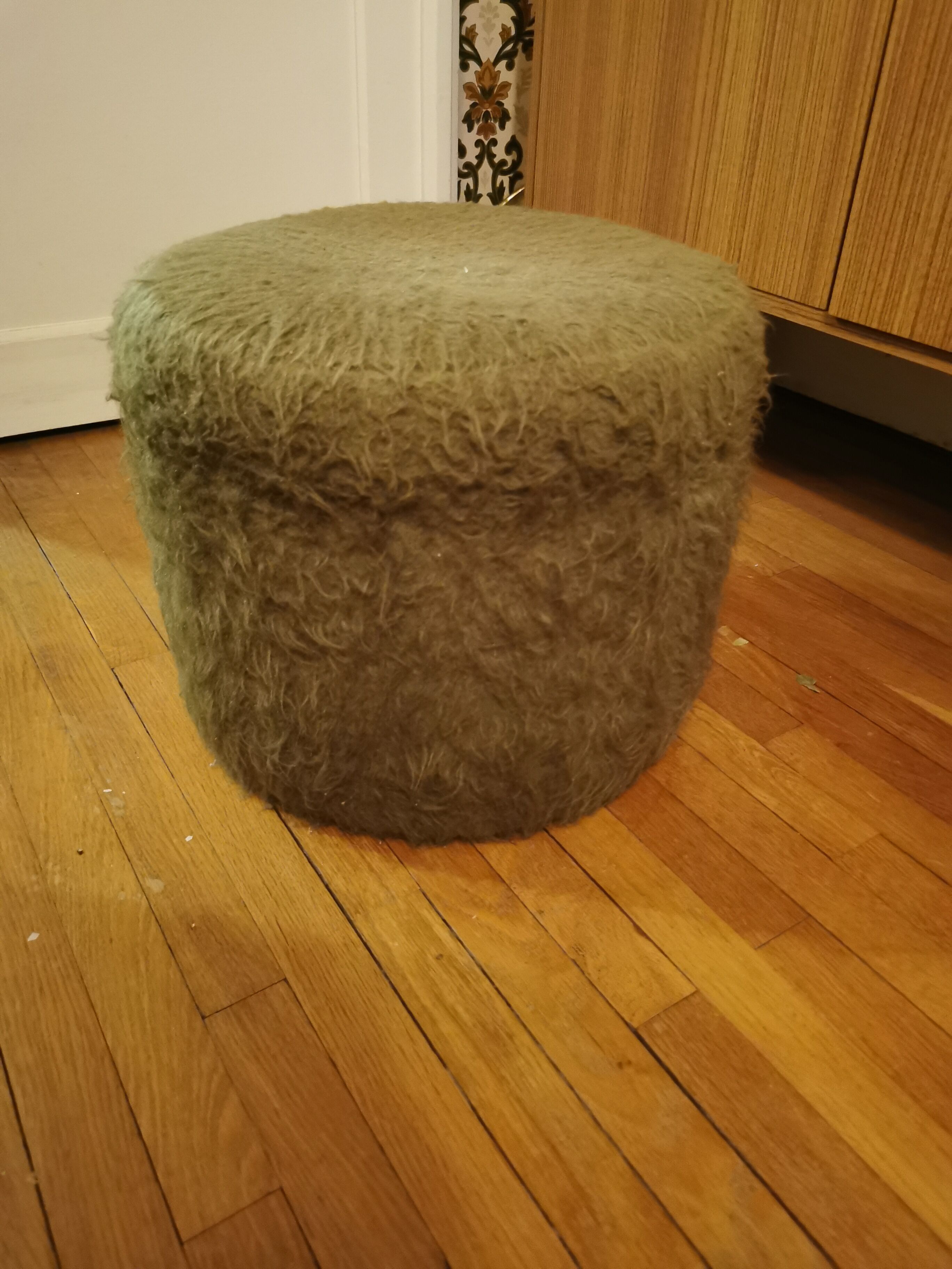 Two moumoute beanbags