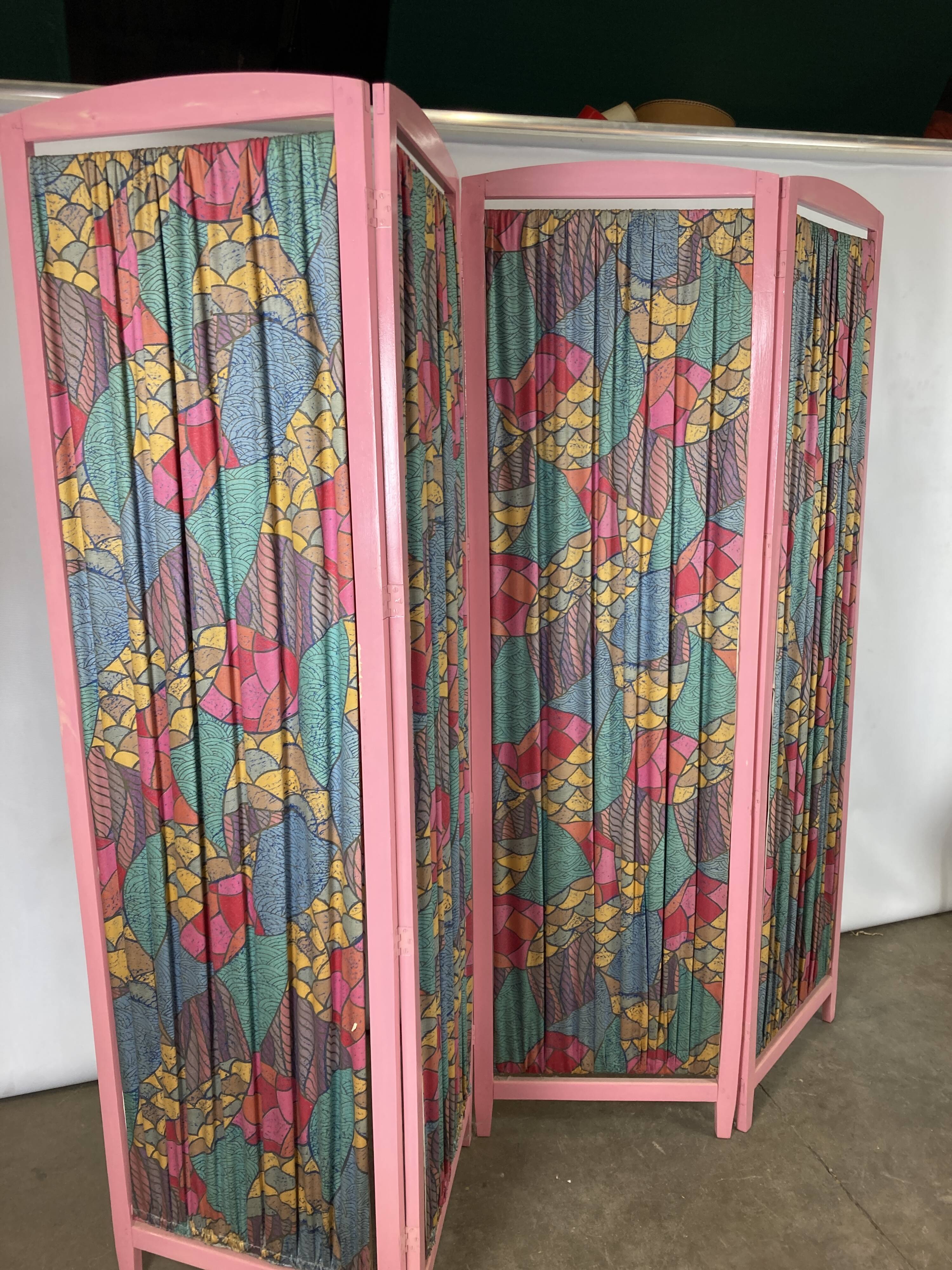 Ancient screen with four roses 50s