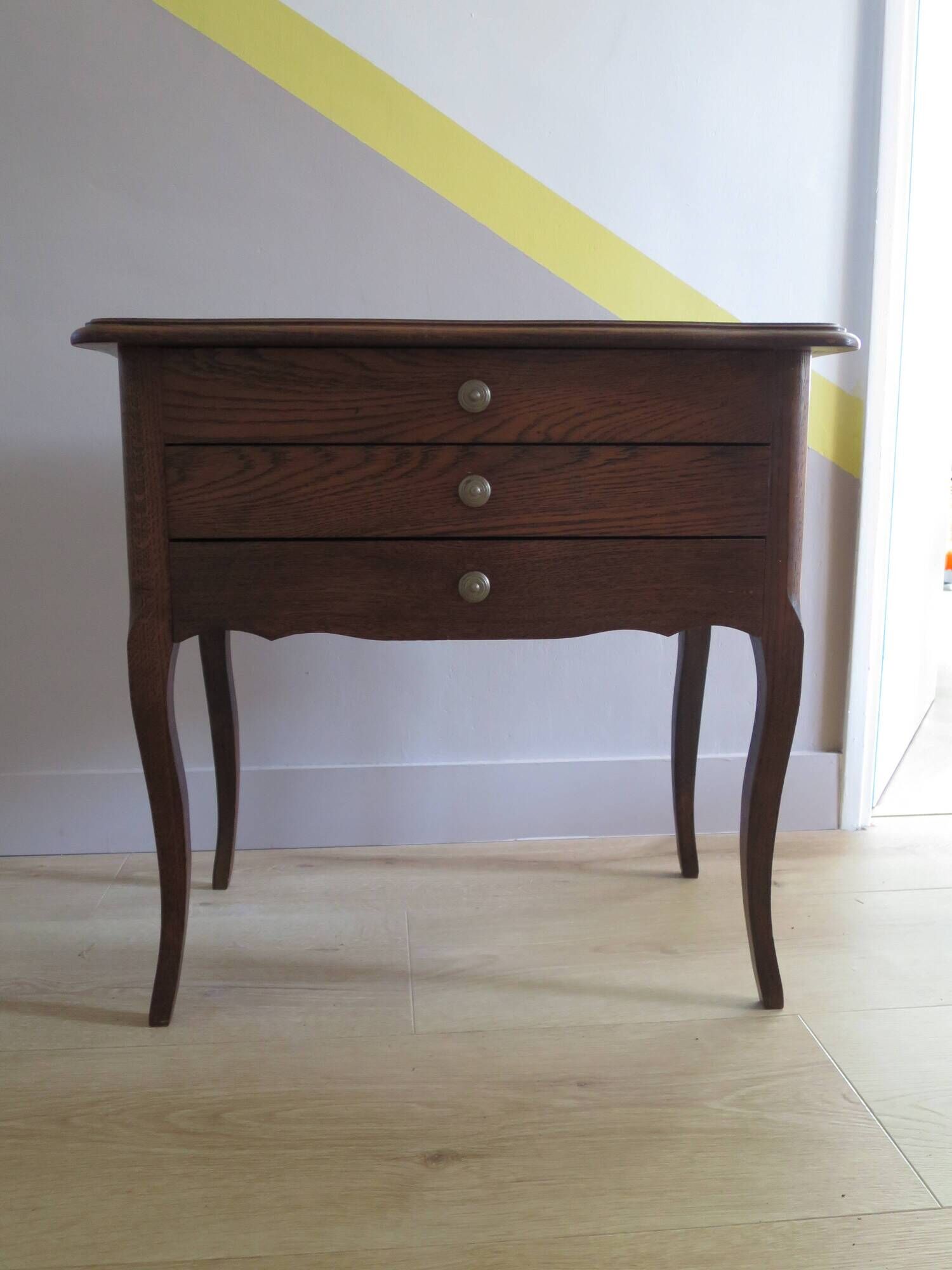 Vintage - Charming work table - Small chest of drawers/dressing table - Louis XV style - Cabriole legs - 2 drawers