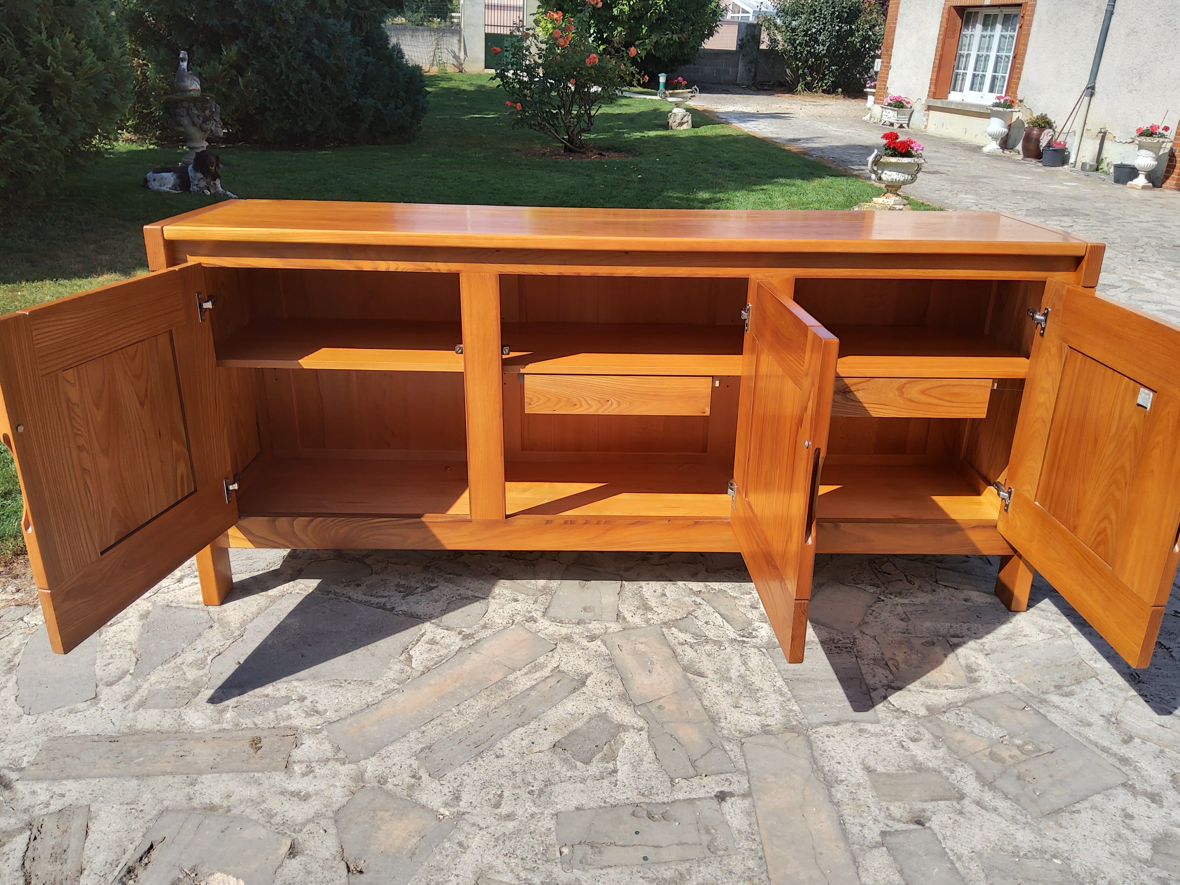 Sideboard