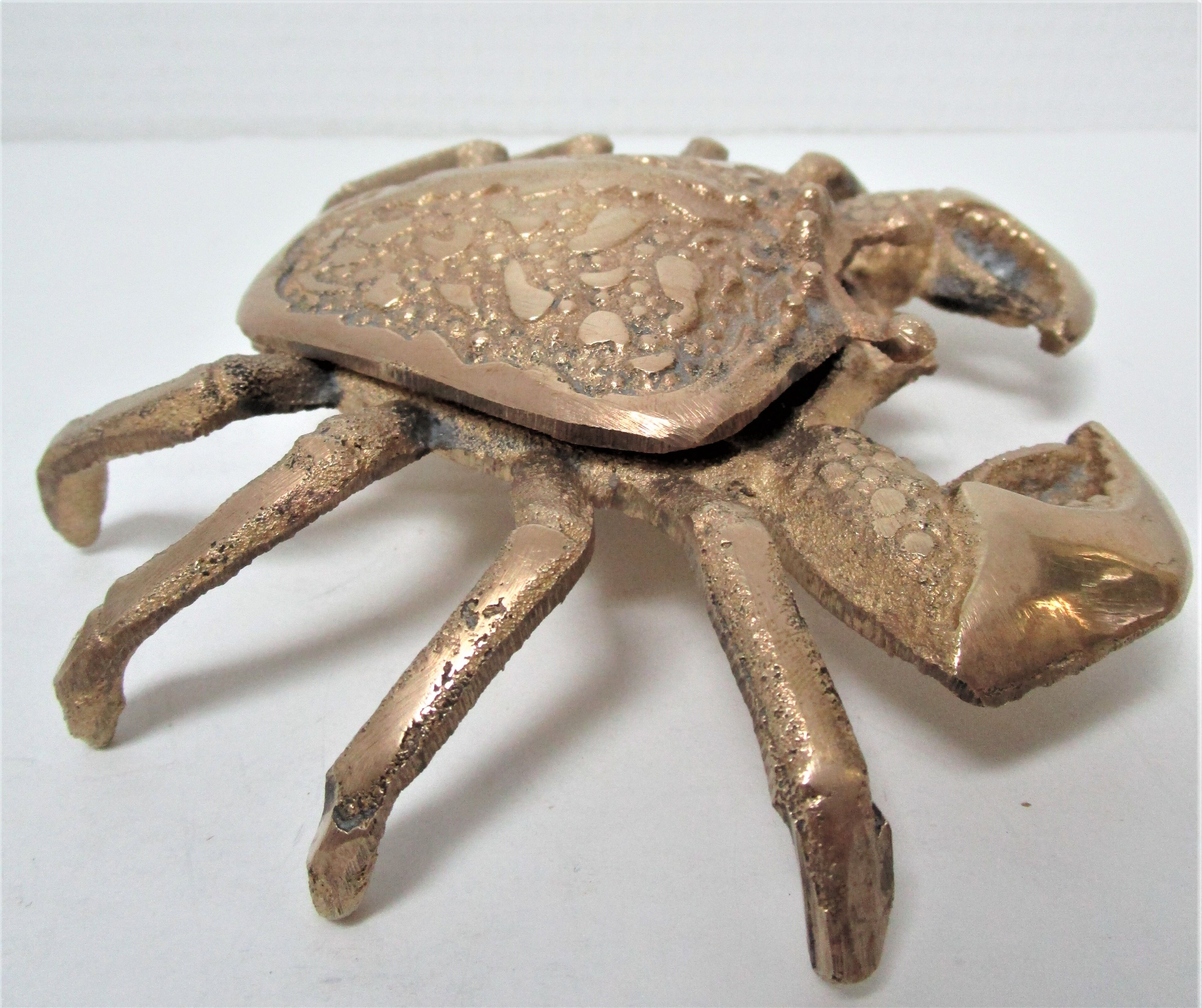 Vintage brass ashtray crab