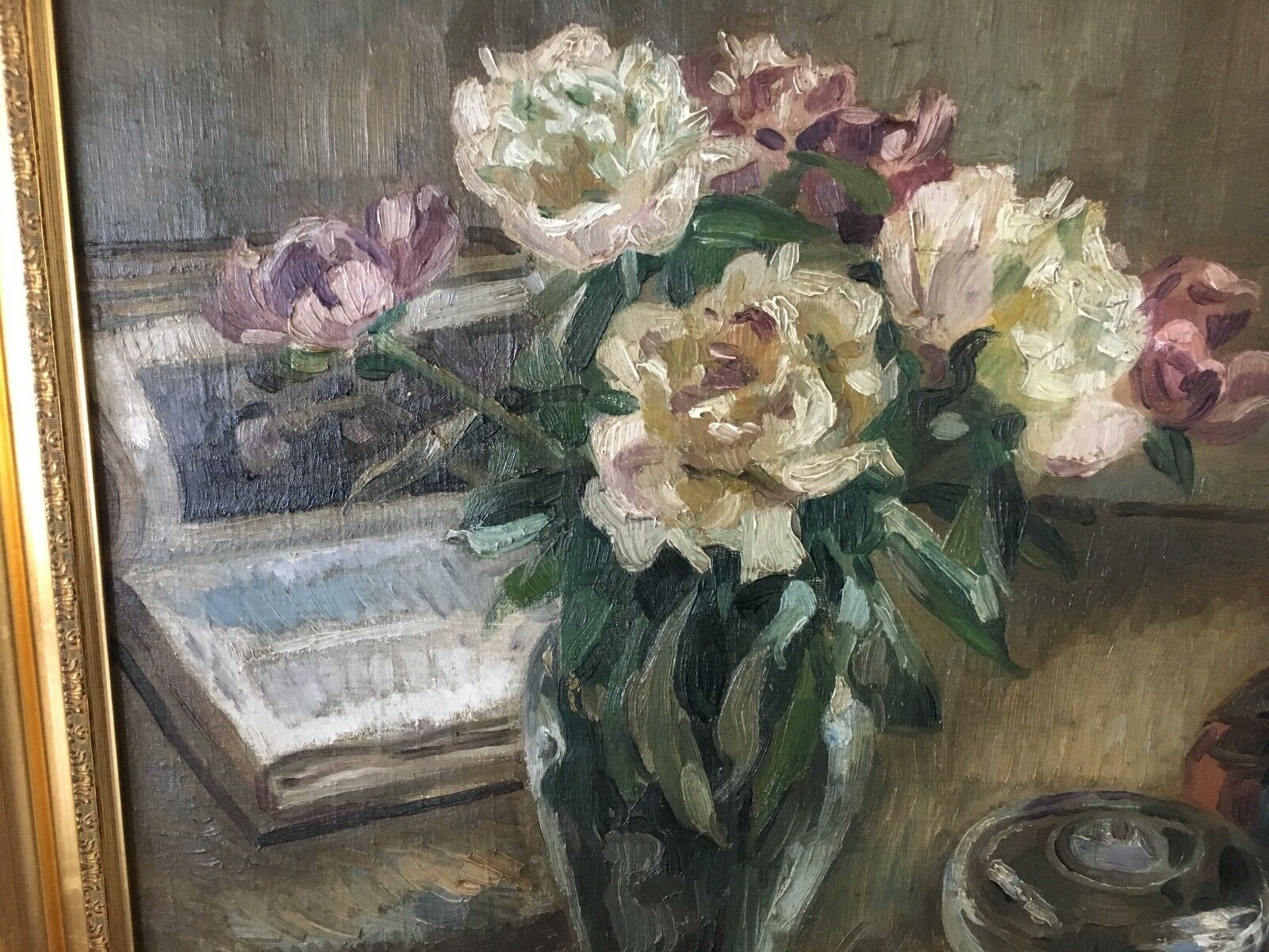 Table in oil bouquet of flowers