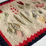 Tapis Rollakan décor de tulipes vintage