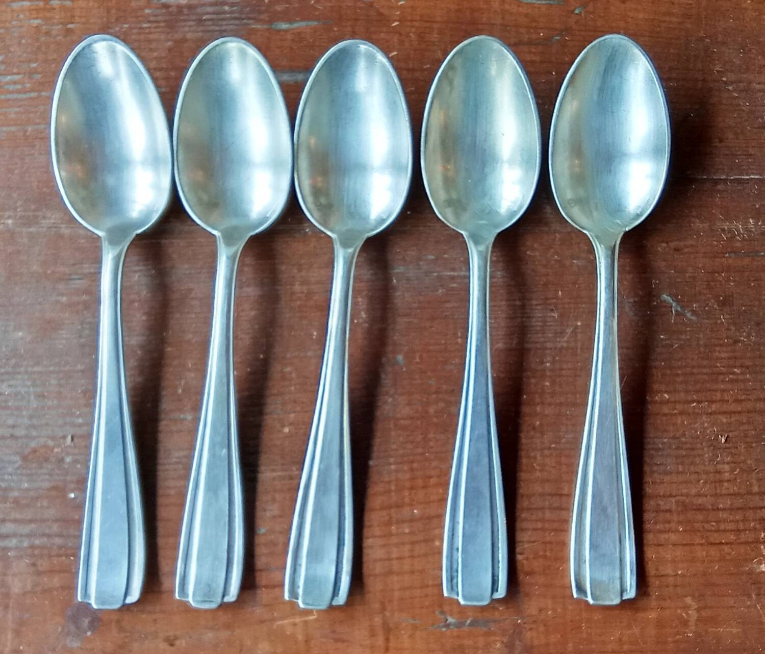 Antique 30-piece cutlery set from Boulenger Goldsmiths