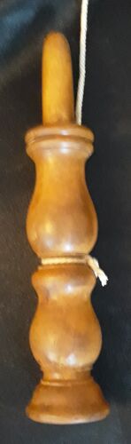 Bilboquet en buis " boule de 17.0 cm de diamètre " - années 50