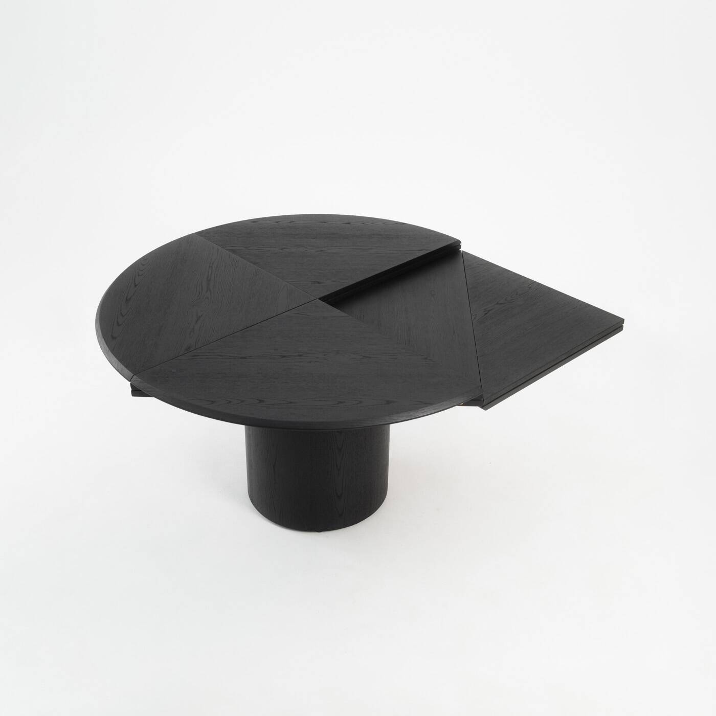 Table ronde/carrée en chêne noir