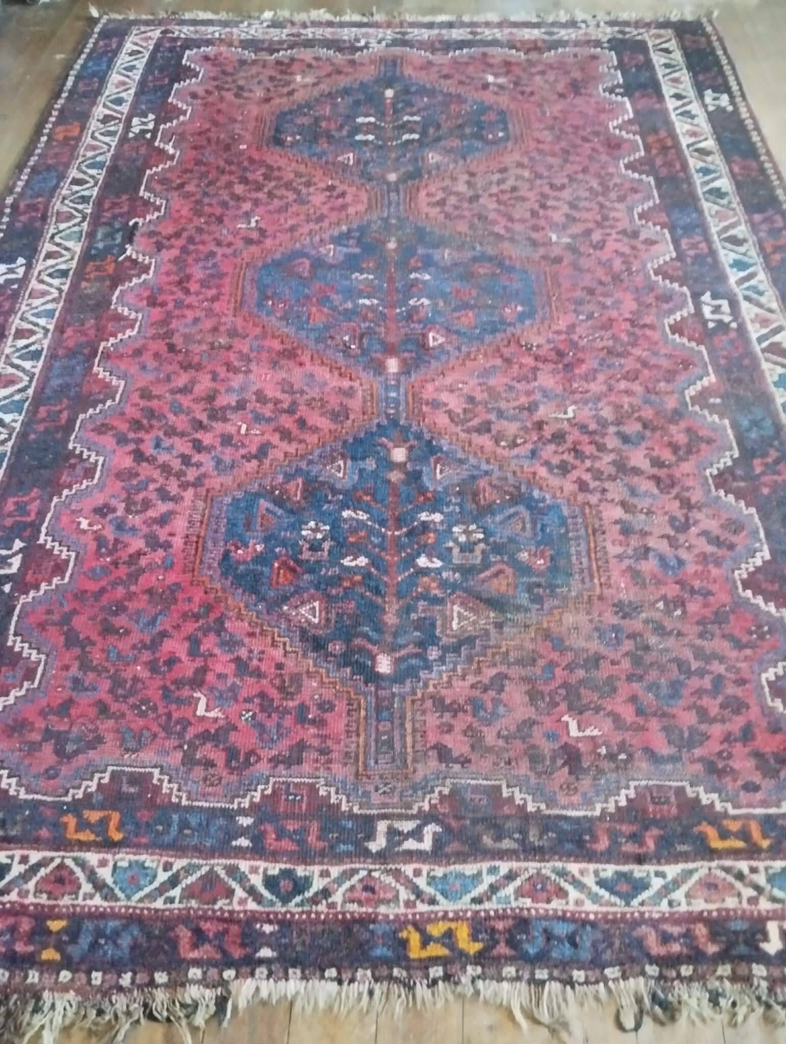 Handmade Qashqai Persian rug 288x207cm