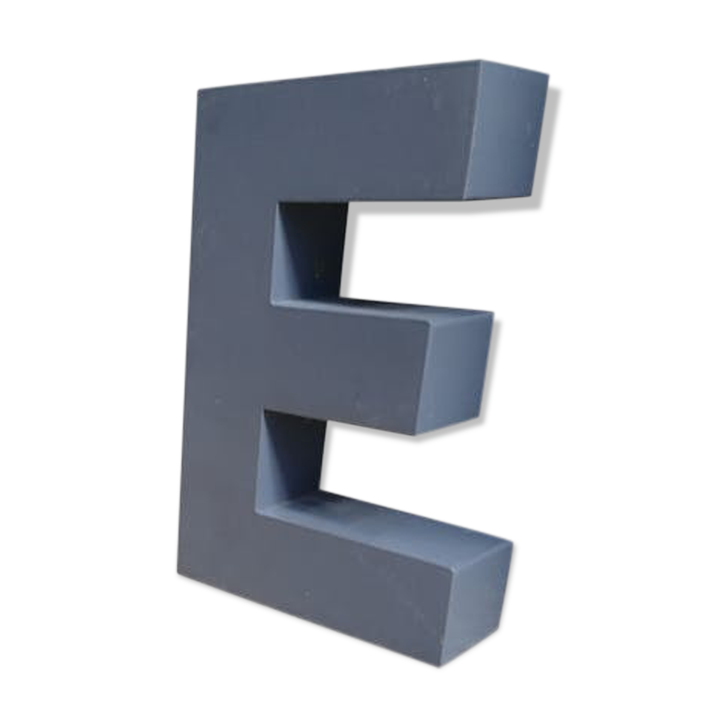 E metal letter