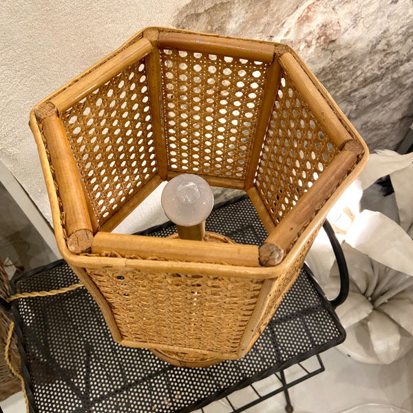 Rattan lamp
