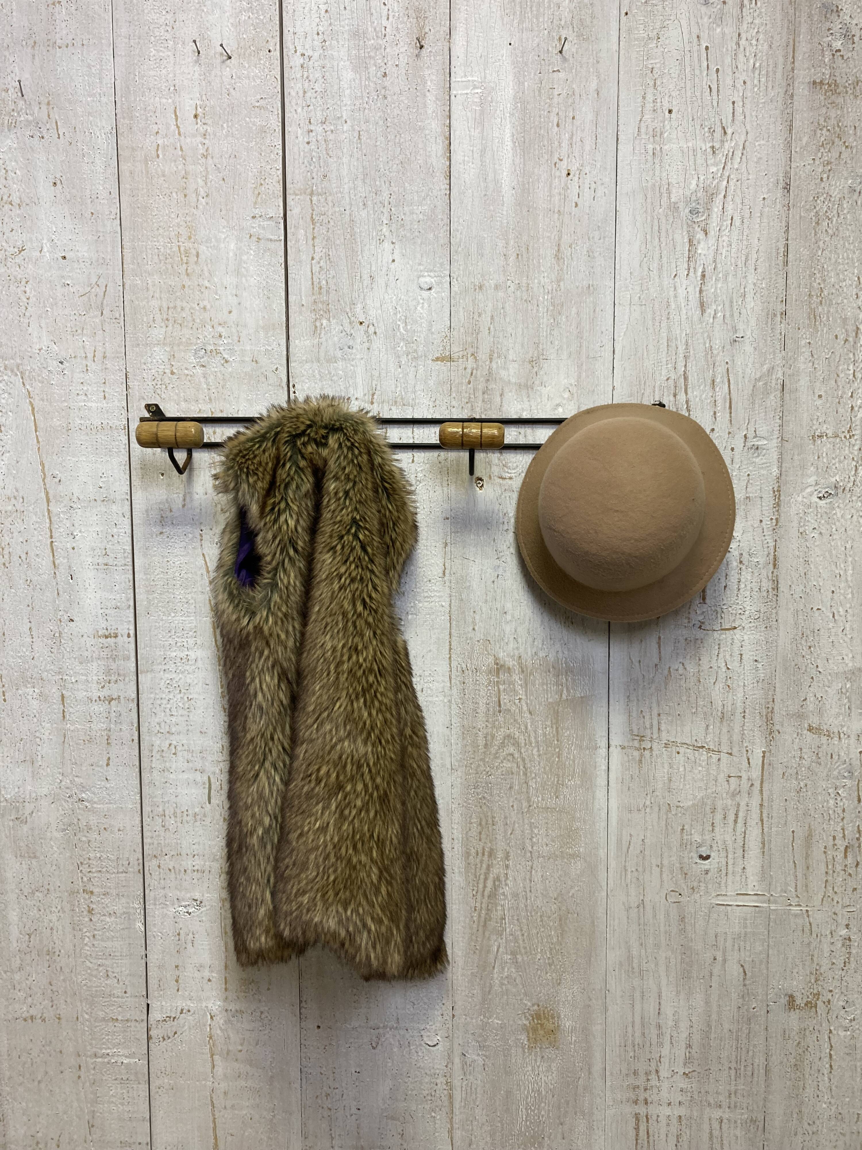 Bistro coat rack